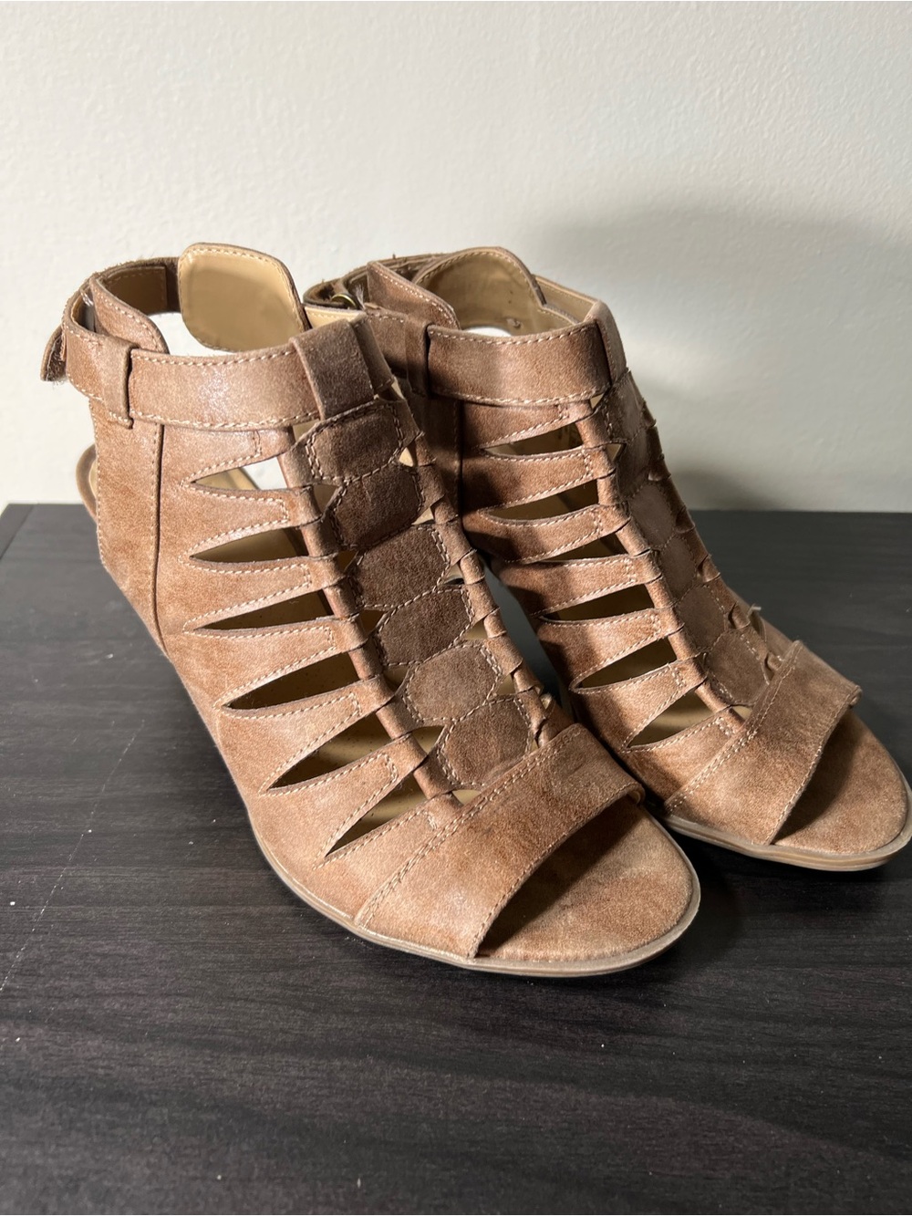 Naturalizer Sandals Size 7.5
